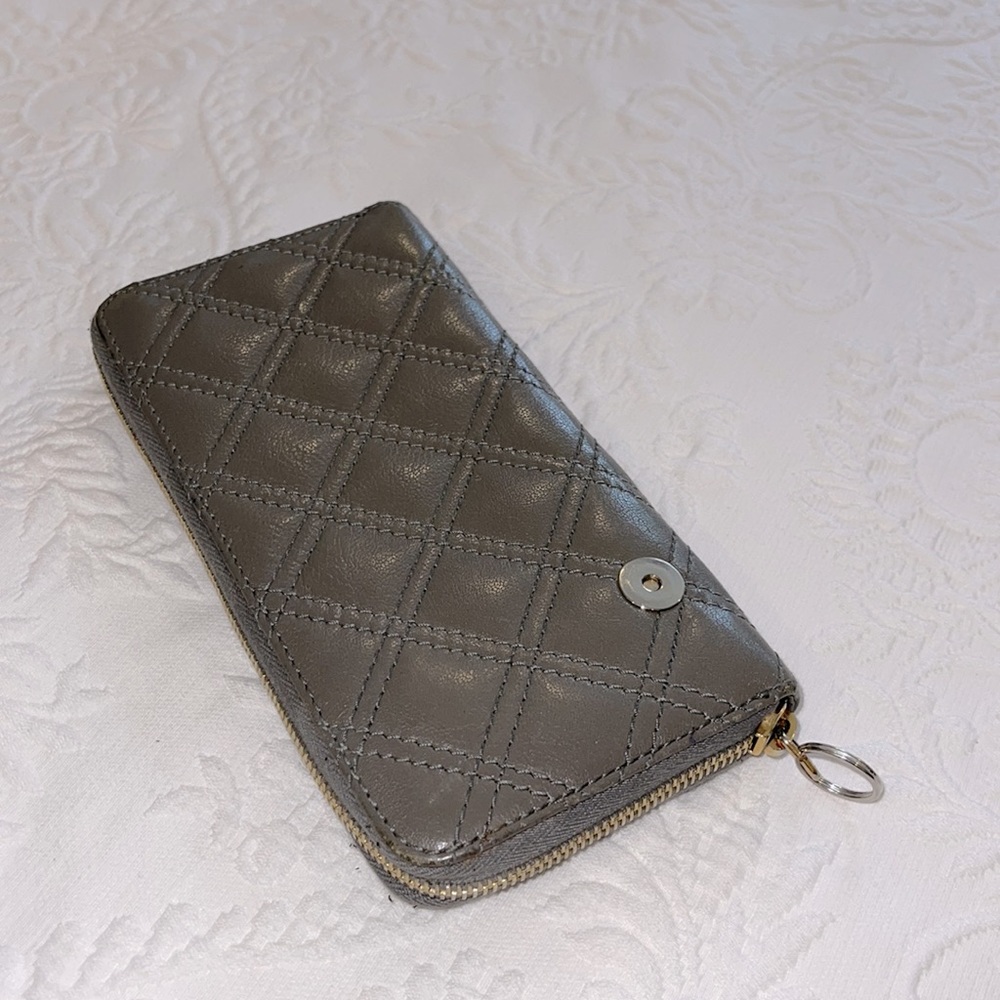 Marc Jacobs wallet